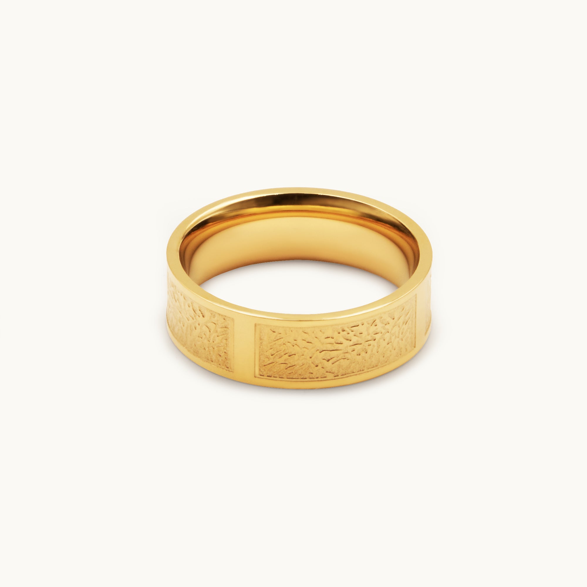 GOLD MATTE TEXTURE ENGRAVED RING