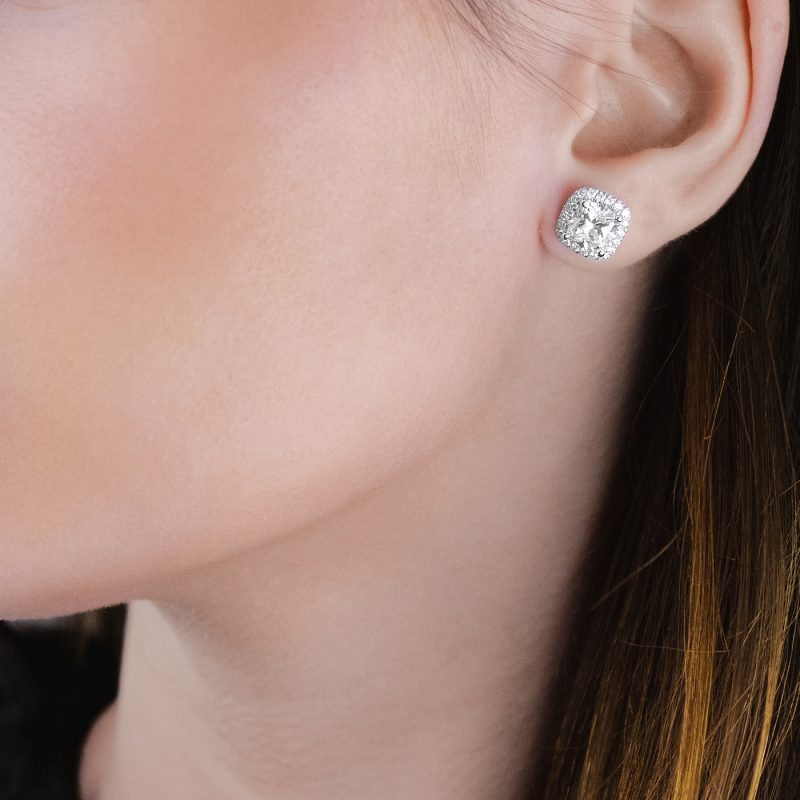 S925 Silver Moissanite Stud Earrings For Women