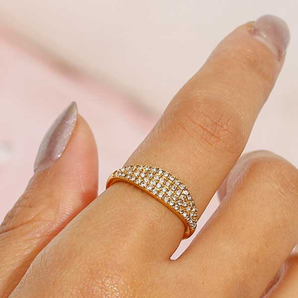 PAVÉ THIN DOME RING