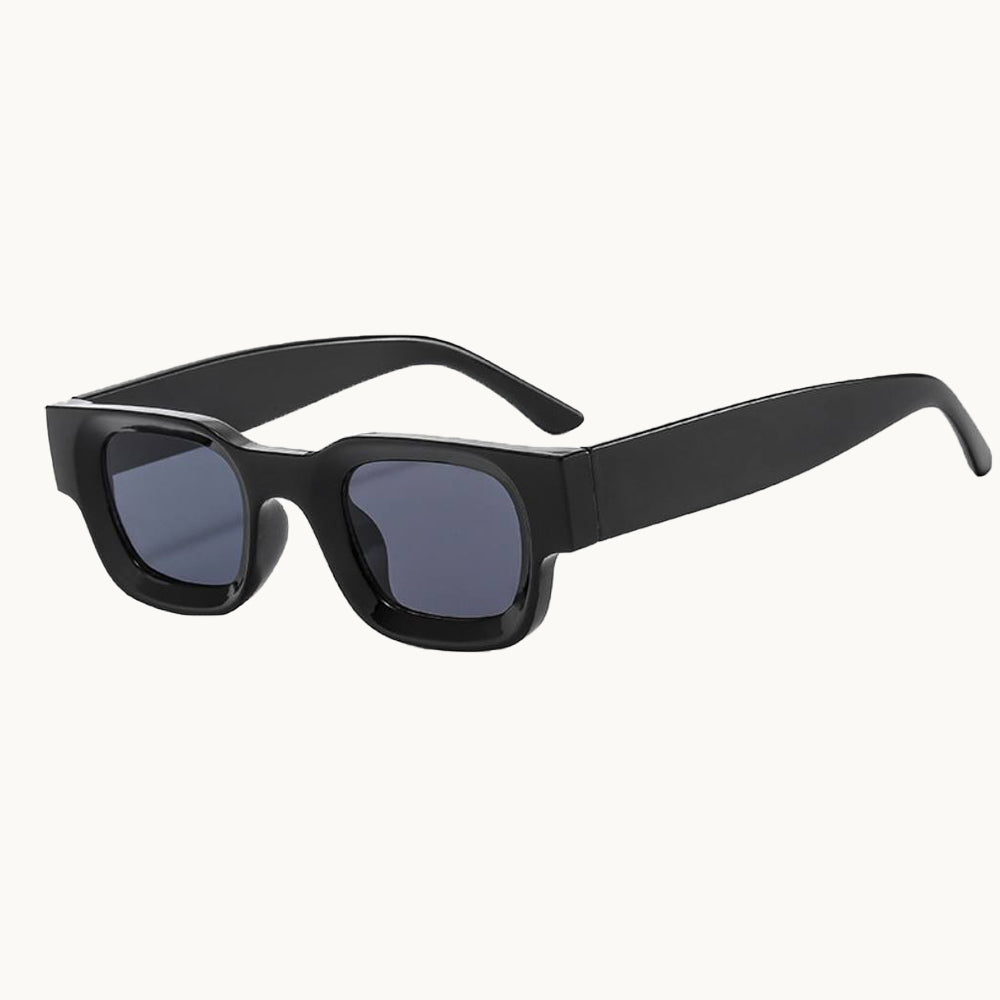 THICK RIMMED SQUARE SUNGLASSES